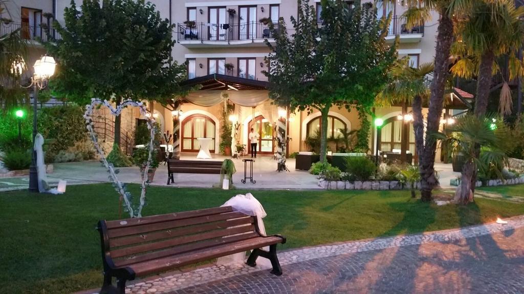 Hotel La Grotte Сан-Донато-Валь-ди-Комино Экстерьер фото