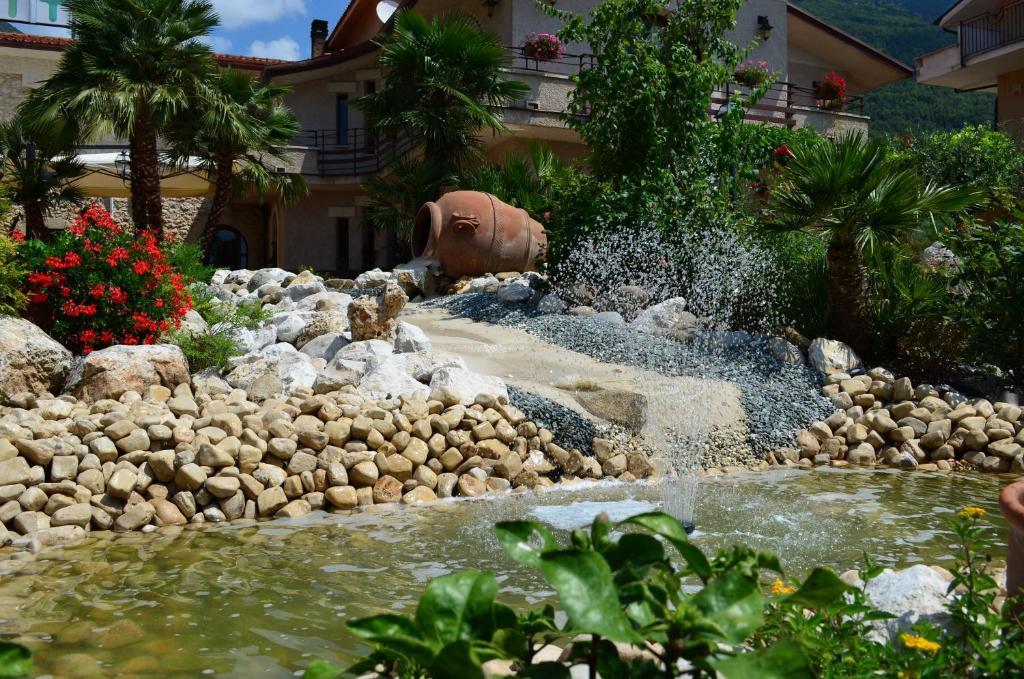 Hotel La Grotte Сан-Донато-Валь-ди-Комино Экстерьер фото